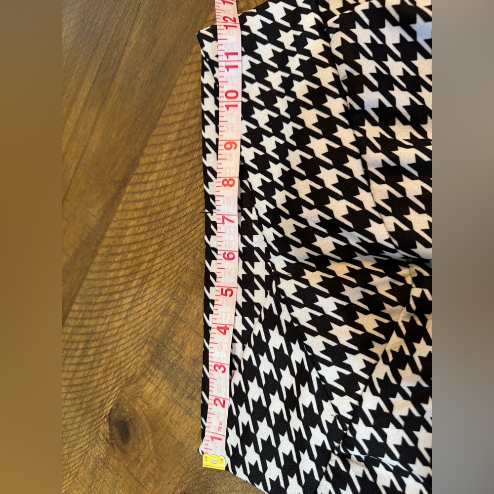 SHEIN Monochrome Houndstooth Cropped Pants NWOT - Picture 8 of 10
